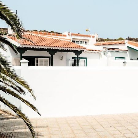 Acogedora Casa En Abades En Tranquila Urbanizacion Villa Екстериор снимка