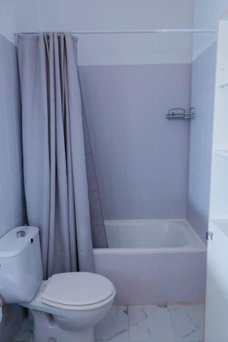 Acogedora Casa En Abades En Tranquila Urbanizacion Villa Екстериор снимка