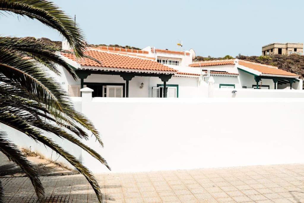 Acogedora Casa En Abades En Tranquila Urbanizacion Villa Екстериор снимка